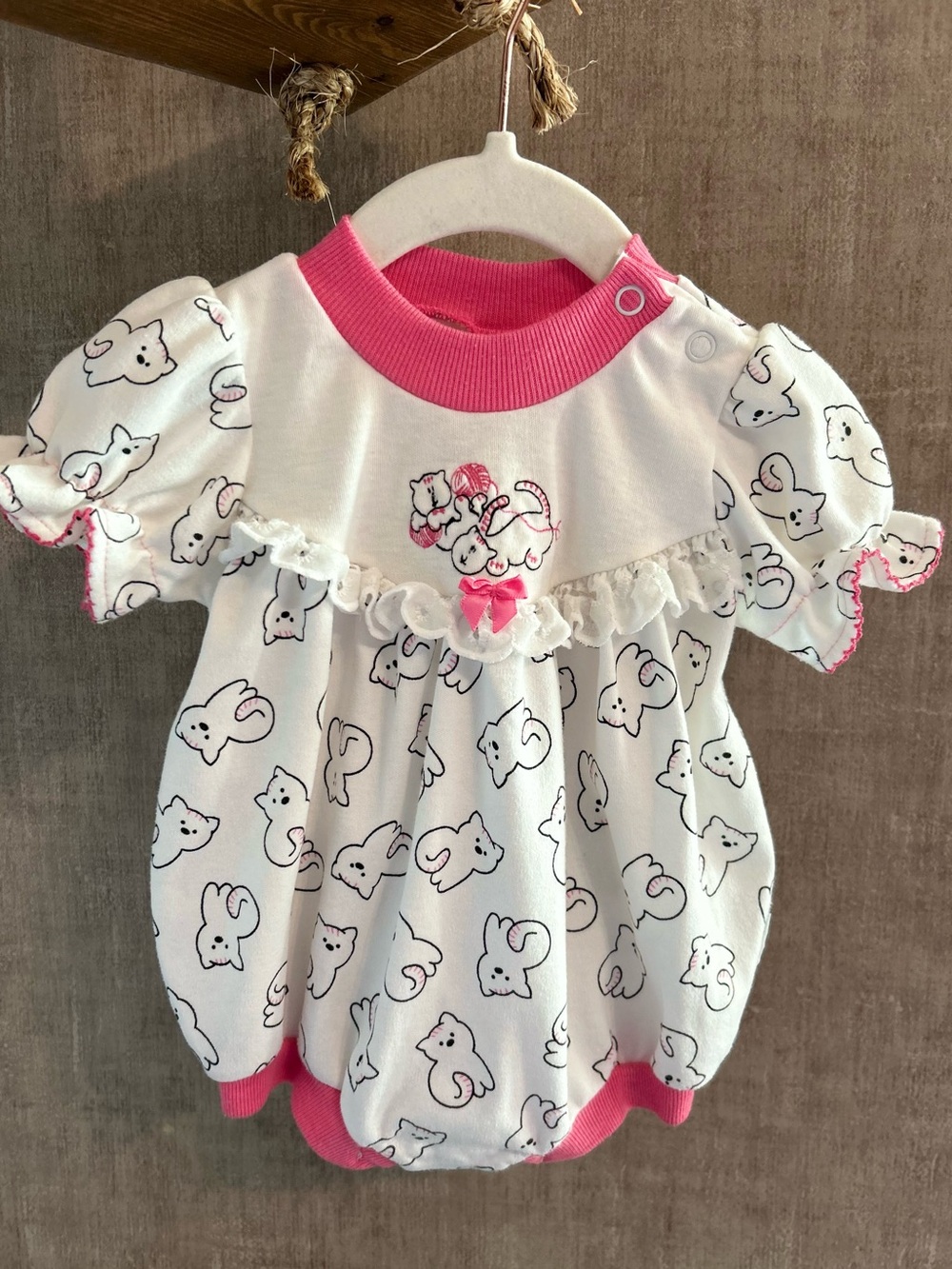 Unique Vintage Babygirl Healthtex Cat Bubble Romper